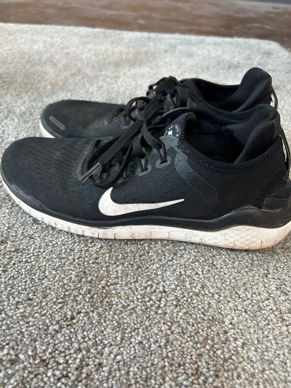 Nike Black Free RN Running Shoes Men’s 7